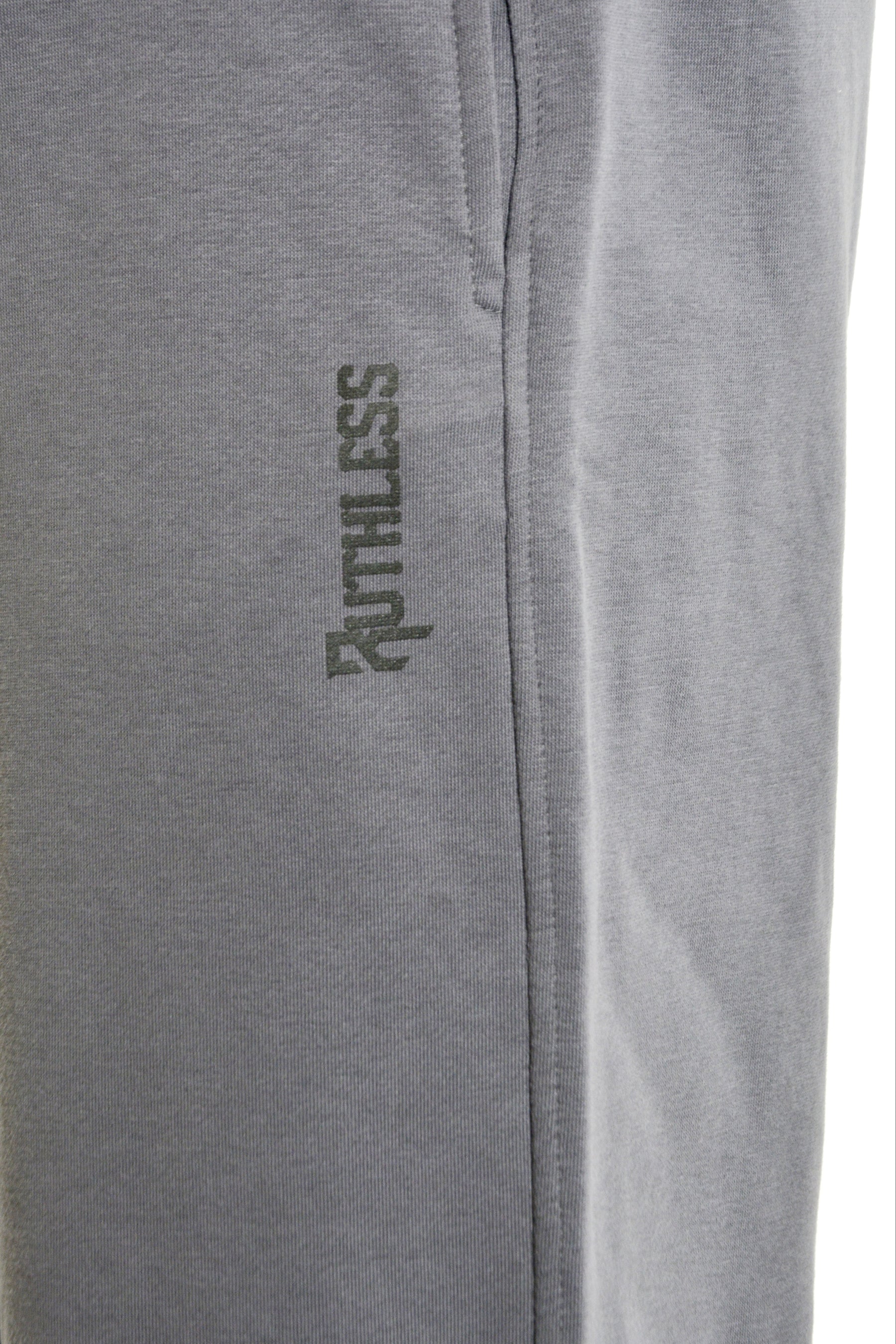 01     SWEAT PANTS