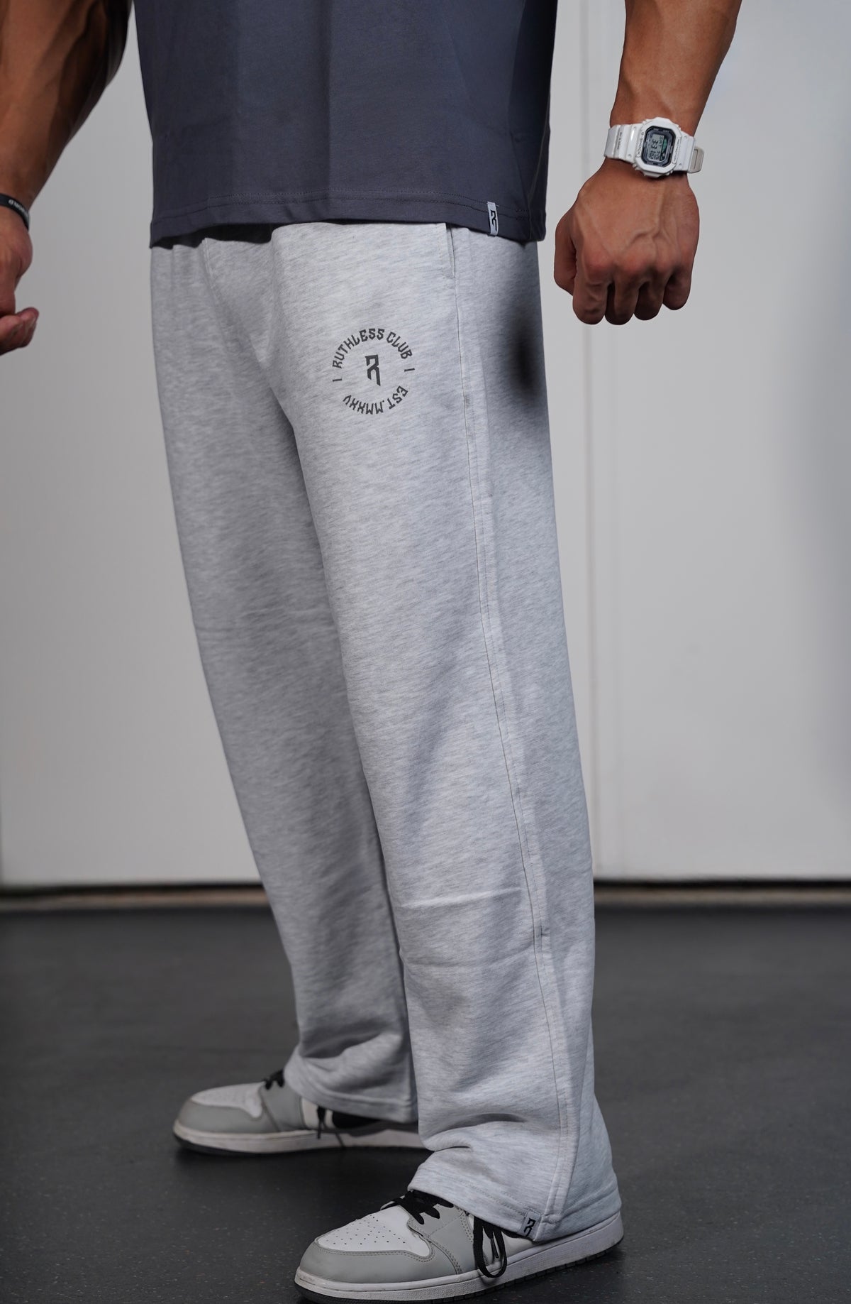 005 V2 SWEAT PANTS